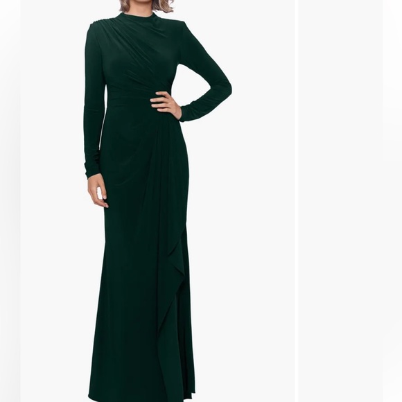 Betsy & Adam Dresses & Skirts - Betsy & Adam Ruffle Long Sleeve Sheath Gown- green